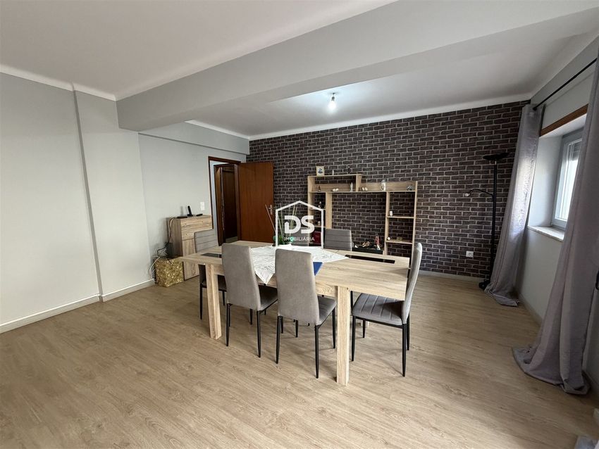 Imagem Sala de jantar de apartamento t3 em Valença - Cristelo Covo - Arão