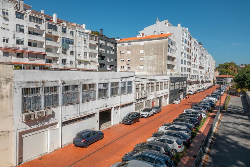 Зображення Фасад, виробниче приміщення, Oliveira - São Paio - São Sebastião