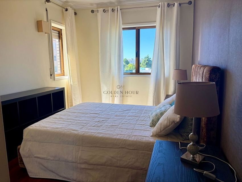 Imagem Quarto de apartamento t3 em Rua Francisco Alexandre Ferreira, 197
