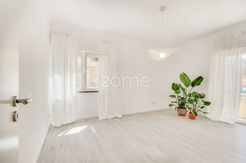 Зображення Вітальня, квартира t4, Rua Fernão de Magalhães, 6
