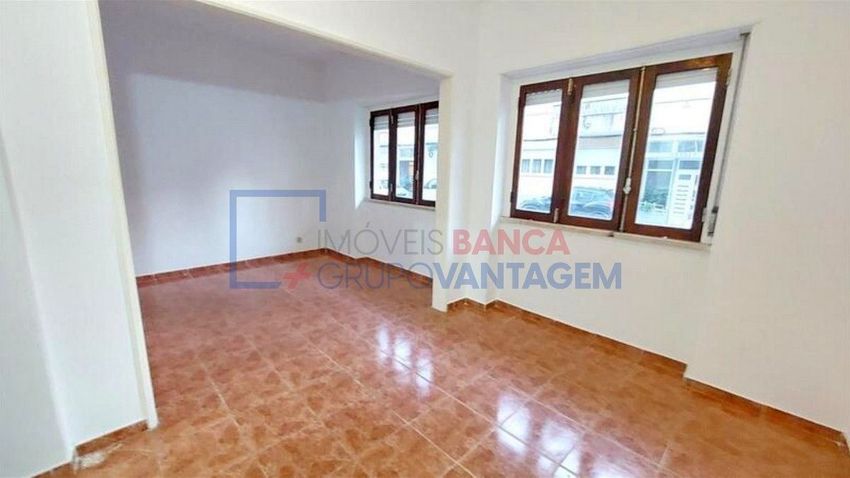 Imagem Divisão de apartamento t2 em Algueirão