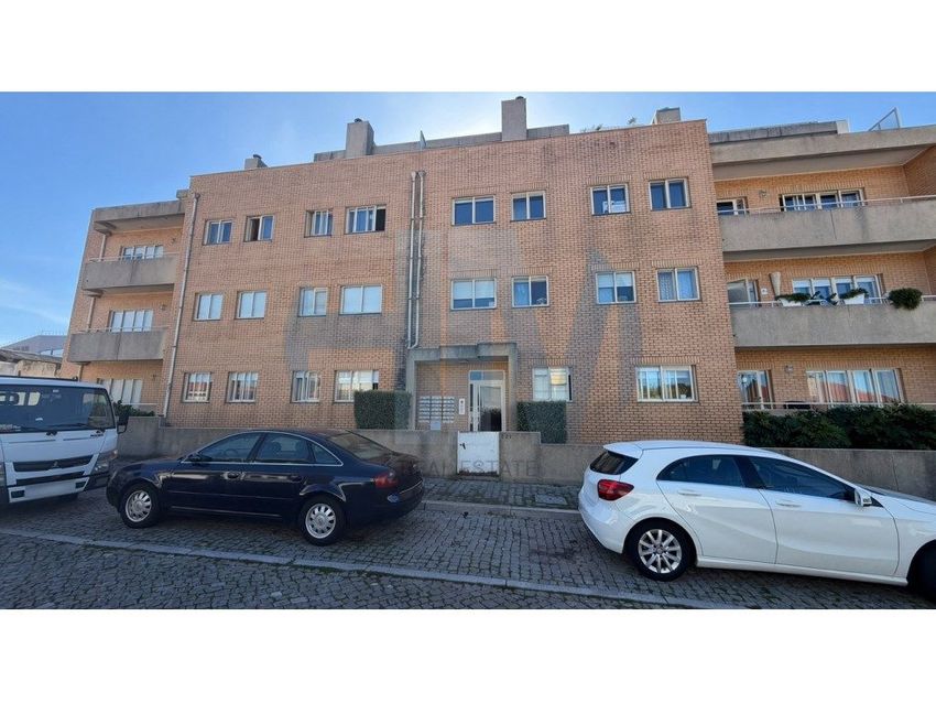 Imagem Vistas de apartamento t1 em Rua Fartinha