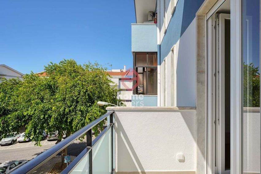 Imagem Detalhes de apartamento t2 em Rua Belmonte