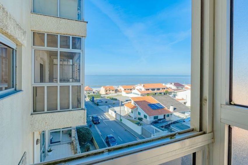 Imagem Vistas de apartamento t3 em Rua Jorge Dias