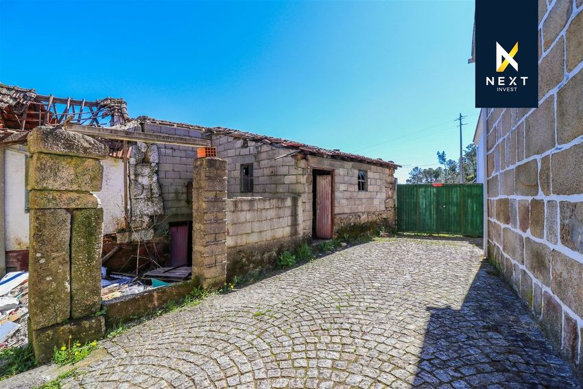 Imagem Vistas de  moradia independente em Couto de Baixo e Couto de Cima