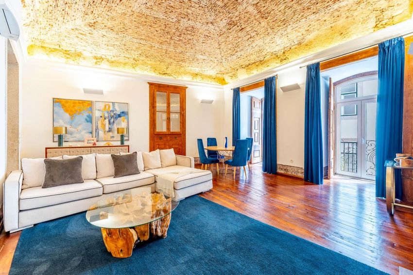Imagem Sala de estar de apartamento t2 em Rua Ferragial, 48