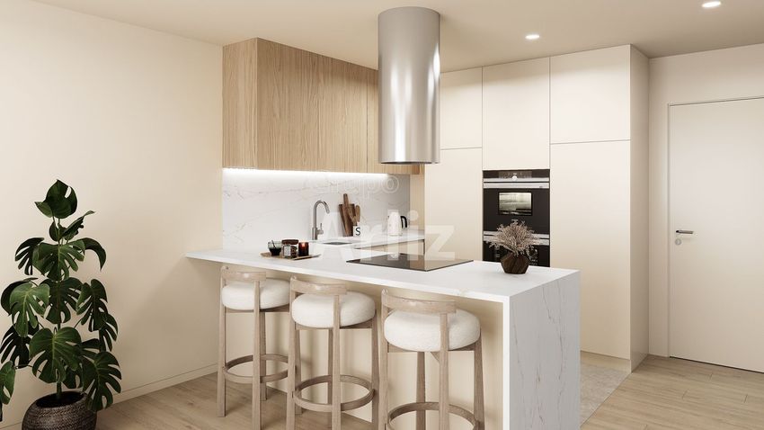 Imagem Cozinha de apartamento t3 em Avenida 8 s/n