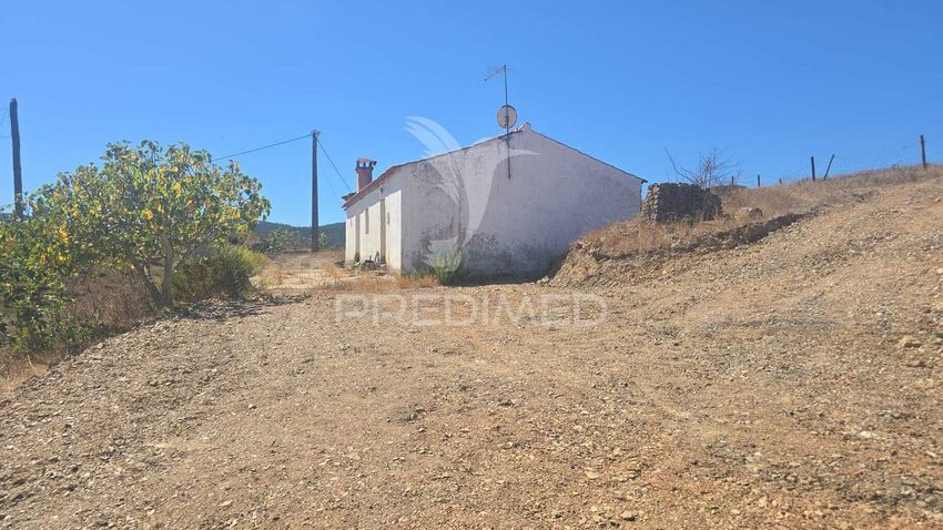 Imagem Fachada de  herdade em Sabóia