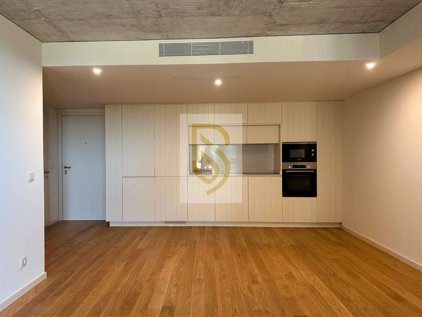 Imagem Cozinha de apartamento t1 em Santa Clara e Castelo Viegas