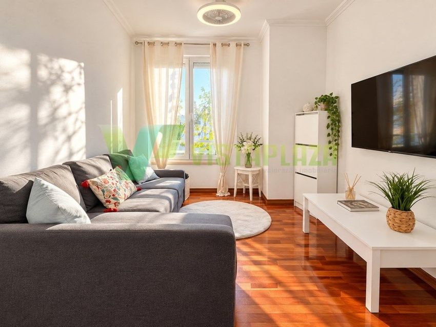 Imagem Sala de estar de apartamento t2 em Rua dos Cordoeiros a Pedrouços