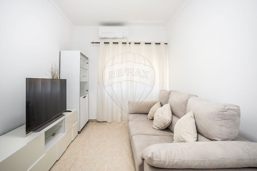 Imagem Sala de estar de apartamento t3 em Rua Abreu Moreira