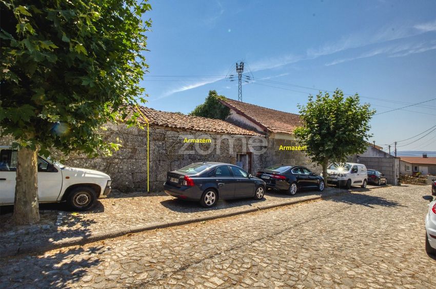 Imagem Fachada de espaço comercial em Bairro Casa do Povo s/n