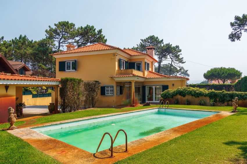 Imagem Piscina de  moradia independente em Praia