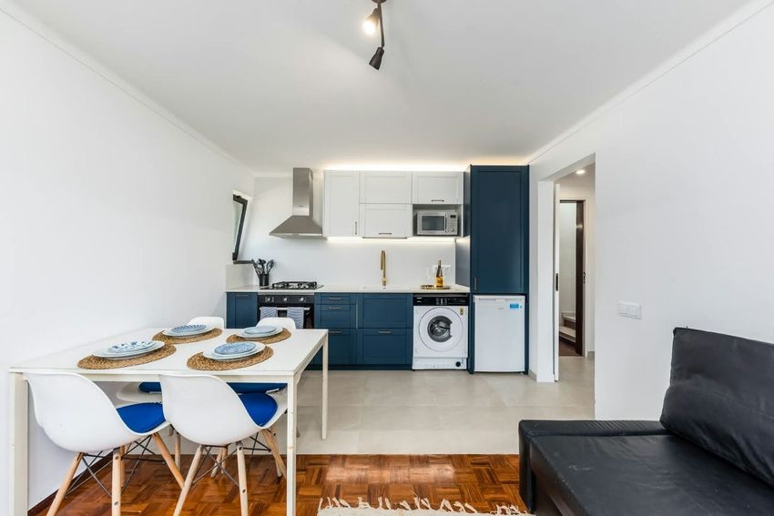Imagem Cozinha de apartamento t1 em Azenhas do Mar - Praia das Maças - Praia Grande
