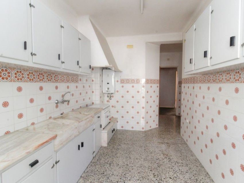 Imagem Cozinha de apartamento t3 em Cidade de Santarém