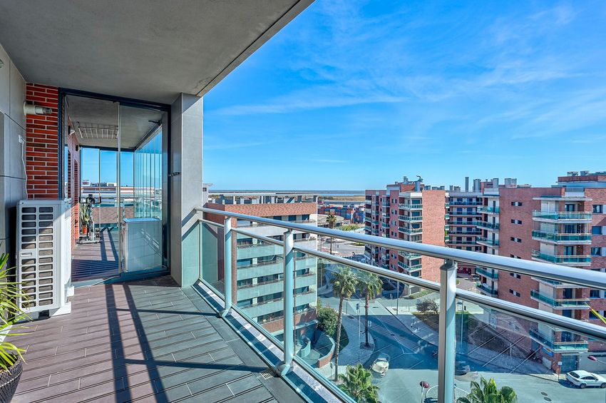 Imagem de apartamento t3 em Praça Malvarosa, 4