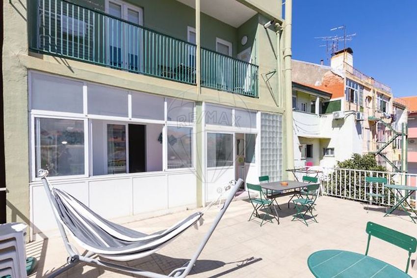 Imagem Fachada de apartamento t5 em Rua Heróis de Quionga