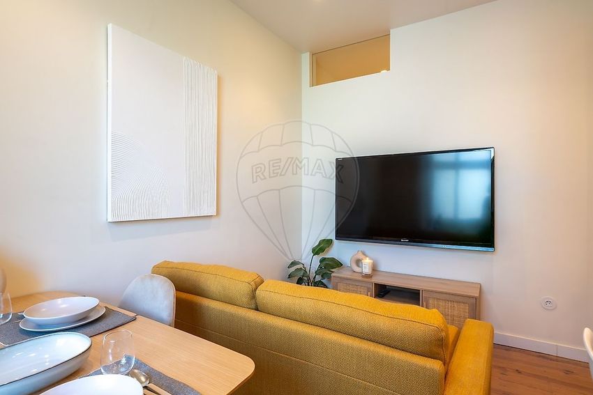 Imagem Sala de estar de apartamento t2 em Rua António Pereira Carrilho