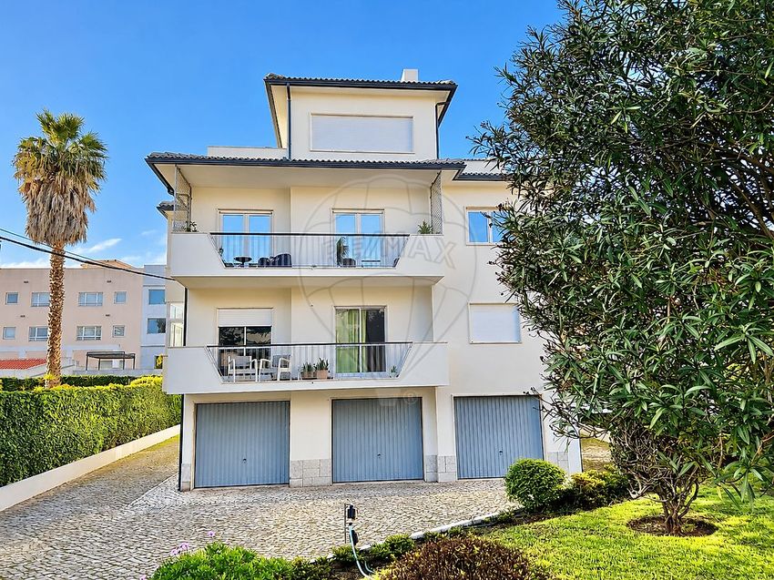 Imagem Fachada de apartamento t2 em Rua Doutor António Dias Pinheiro