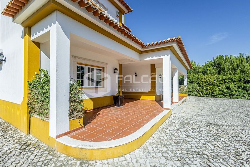 Imagem Vistas de  moradia independente em Almeirim