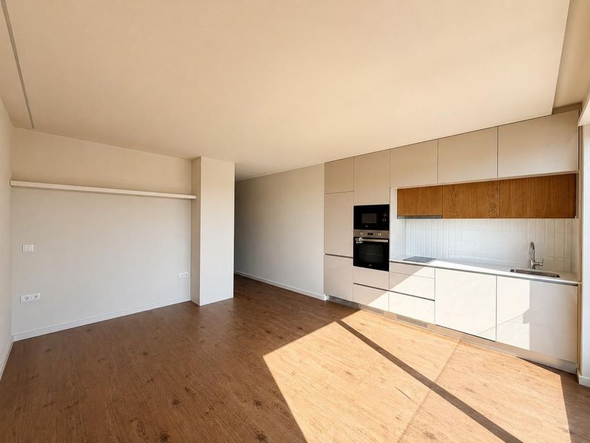 Imagem Divisão de apartamento t0 em Avenida Dom Afonso Henriques, 576