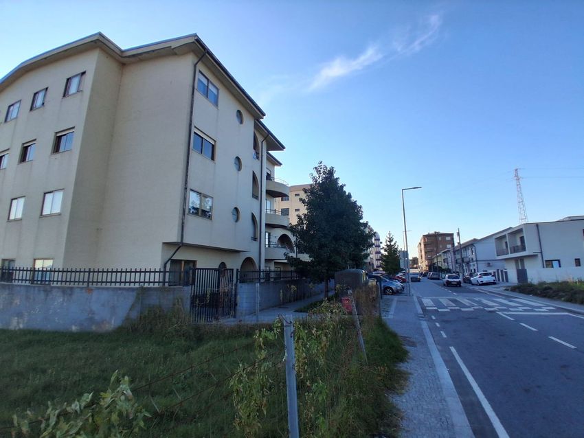 Зображення Фасад, квартира t3, Rua Engenheiro Barbosa de Matos, 150