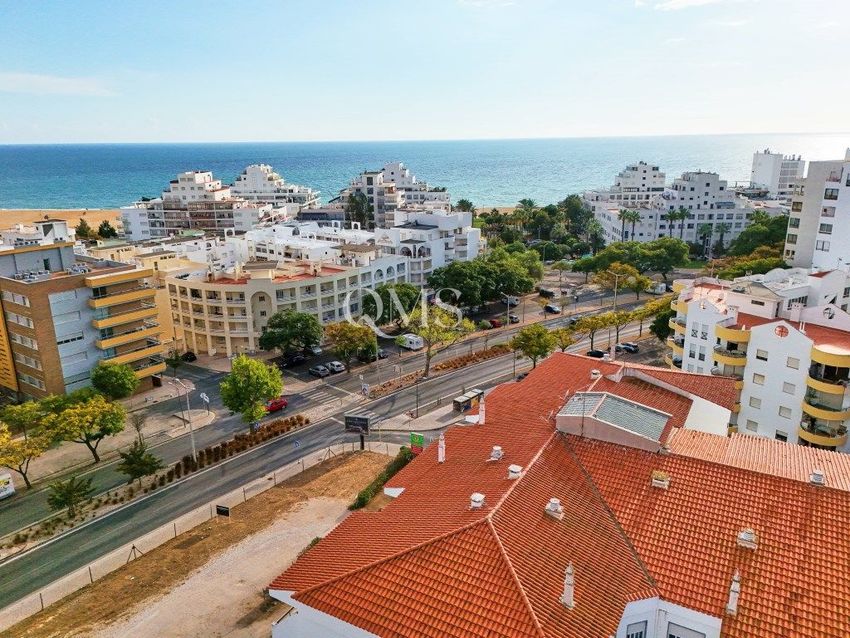 Imagem Vistas de apartamento t2 em Rua do Forte Novo