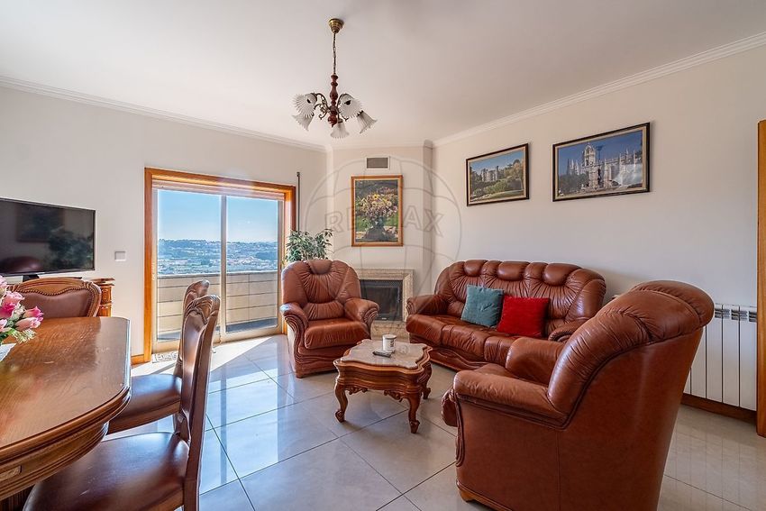 Imagem Sala de estar de apartamento t3 em Mozelos