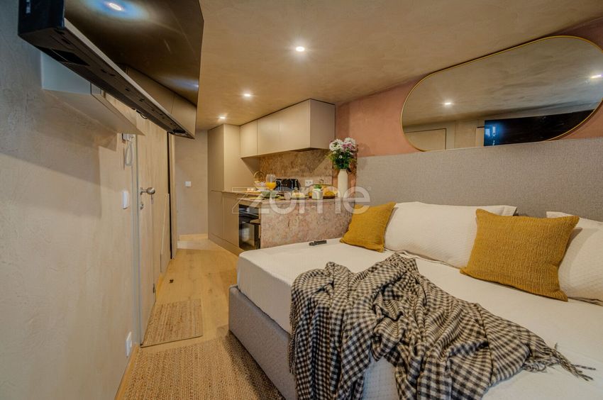 Imagem Detalhes de apartamento t0 em Rua de São Bento, 10