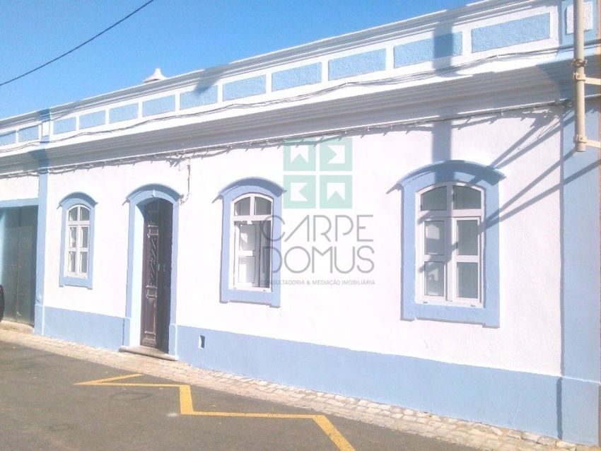 Imagem Fachada de  moradia independente em Cabanas de Tavira