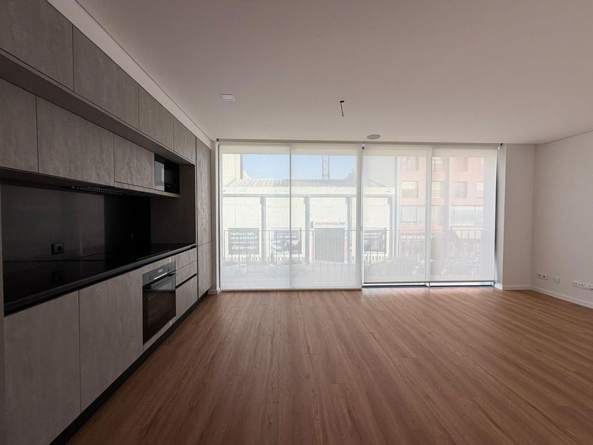 Imagem Sala de jantar de apartamento t1 em Rua Sousa Aroso