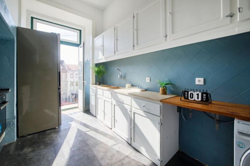 Imagem Cozinha de quarto em Largo Vitorino Damásio
