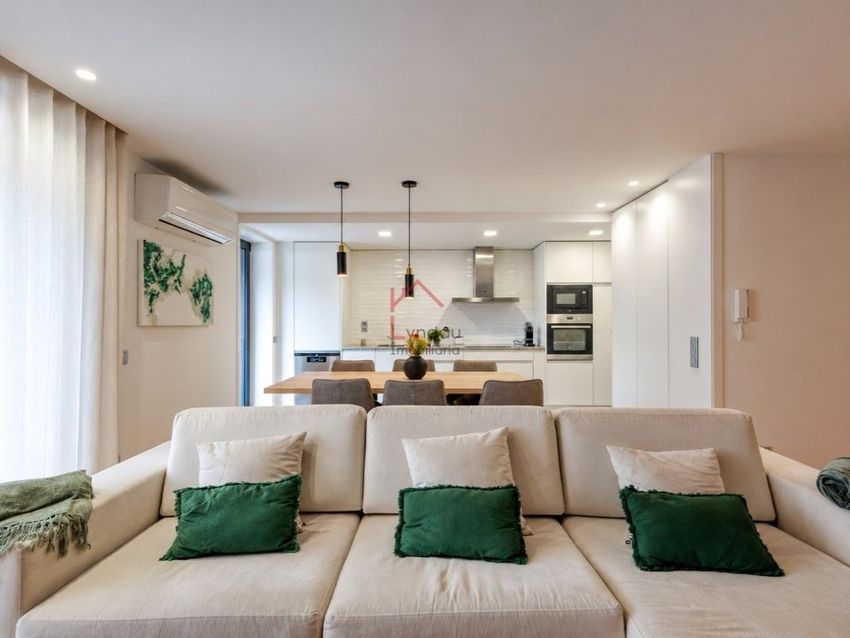 Imagem Sala de estar de apartamento t2 em Rua de Laborins