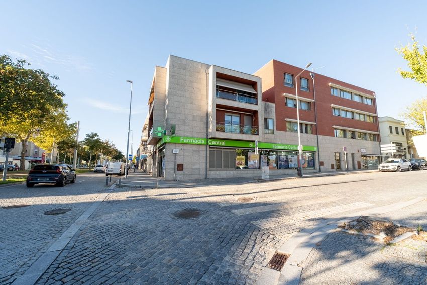 Зображення Фасад, квартира t2, Avenida Manuel Pinto de Azevedo б/н