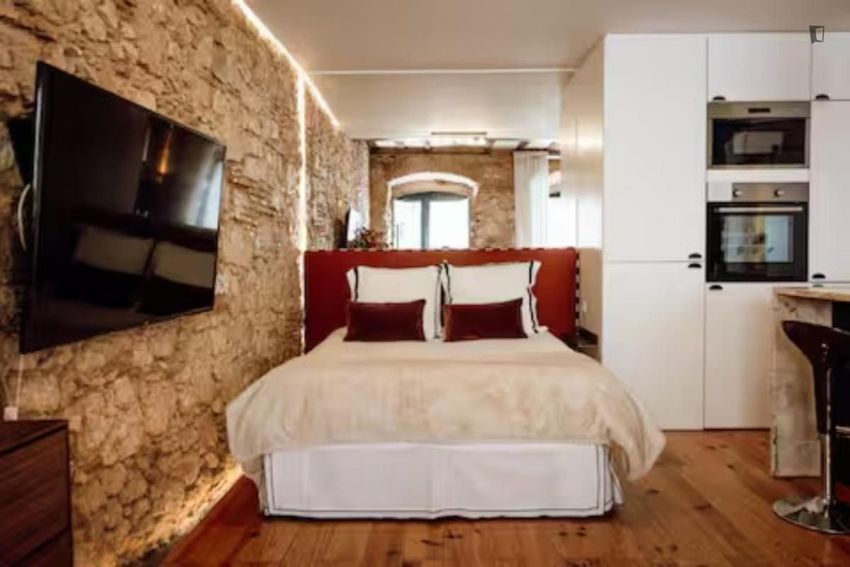Imagem Quarto de apartamento t0 em Travessa do Olival a Santos