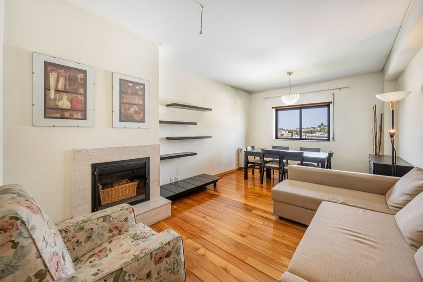 Imagem Sala de estar de apartamento t2 em Rua José Estevão