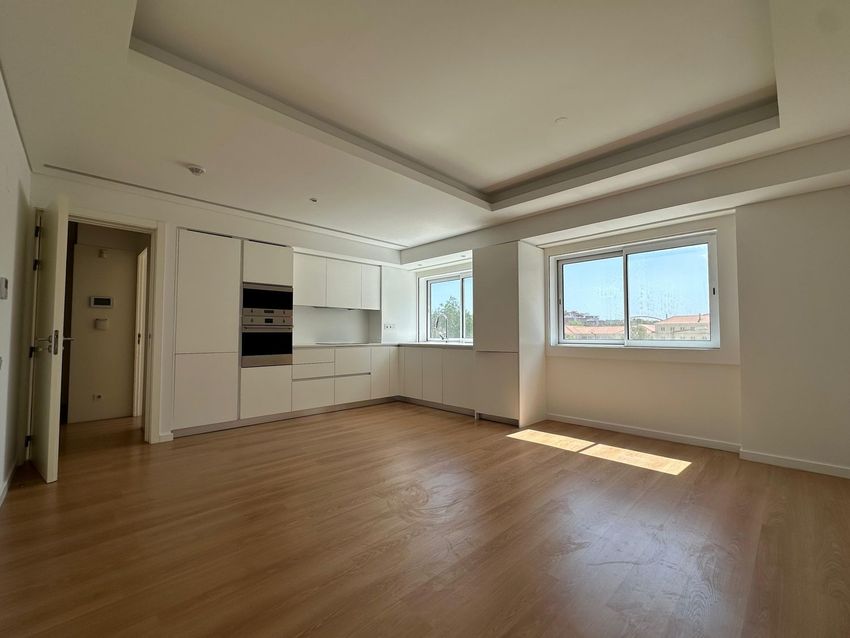 Imagem Cozinha de apartamento t2 em Rua Conselheiro José Silvestre Ribeiro