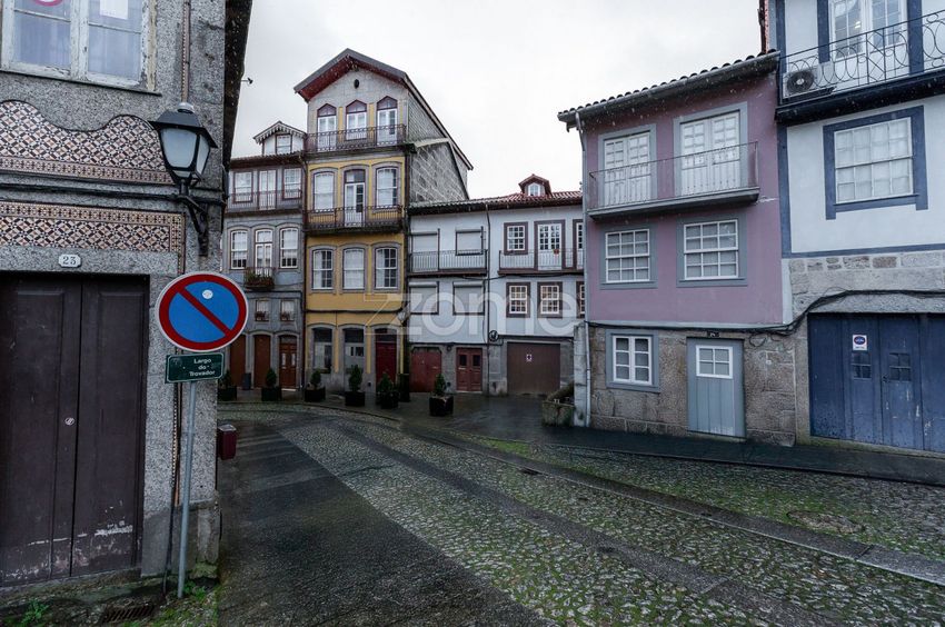 Imagem Fachada de apartamento t1 em Rua de Couros, 32