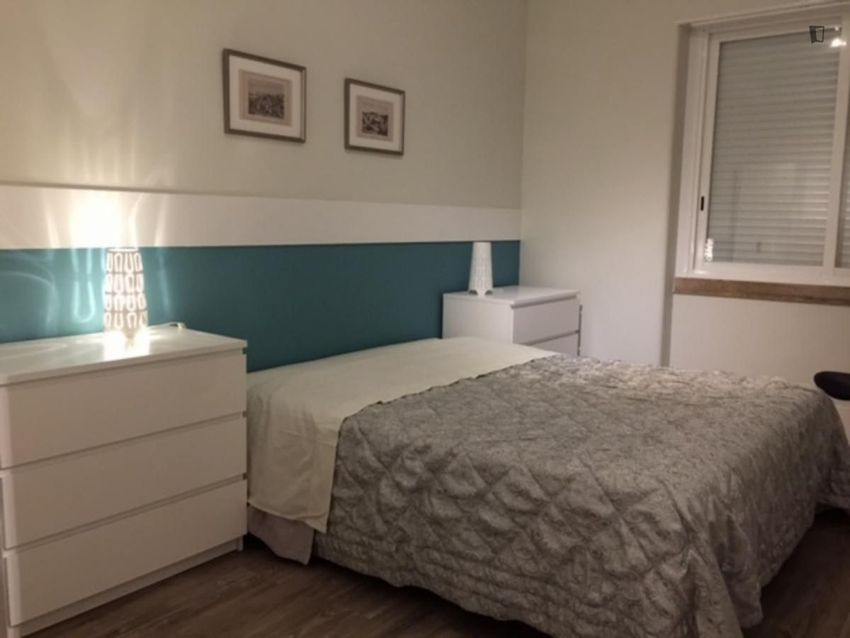 Imagem Quarto de apartamento t2 em Rua Sebastião Saraiva Lima