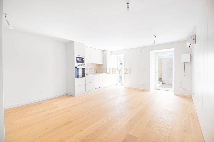 Imagem Divisão de apartamento t0 em Sacavém e Prior Velho