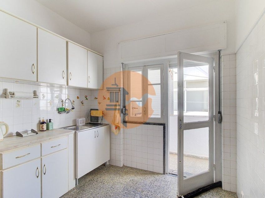 Imagem Cozinha de apartamento t2 em Vila Real de Santo António