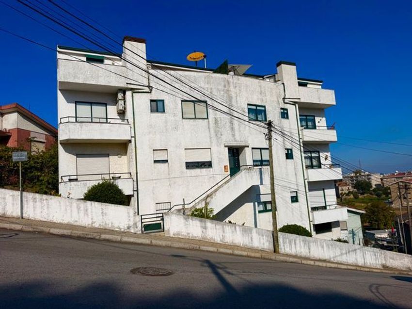 Imagem Vistas de duplex em Rua Fonte de Jorgim