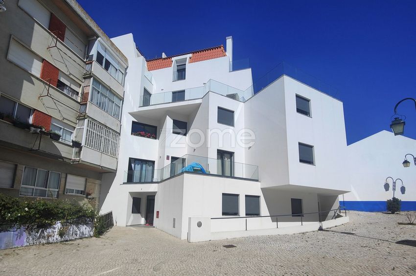 Imagem Fachada de apartamento t5 em Rua Júlio Bruno da Costa Pereira, 2
