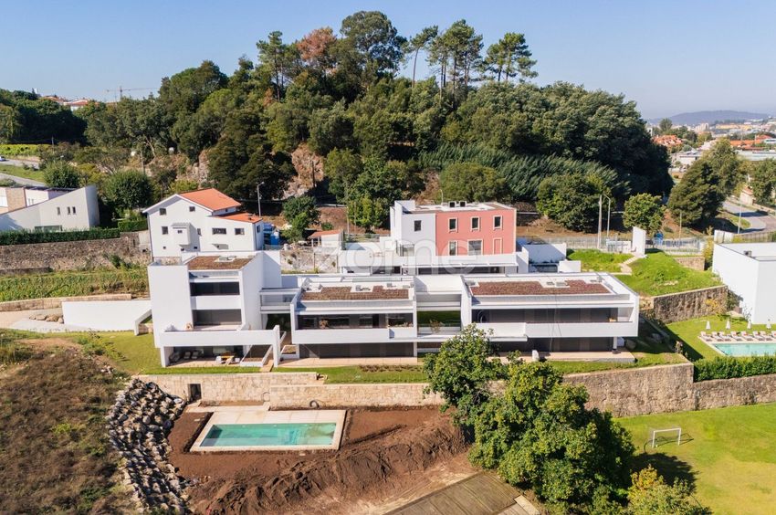 Imagem Fachada de apartamento t2 em Avenida da República, 65