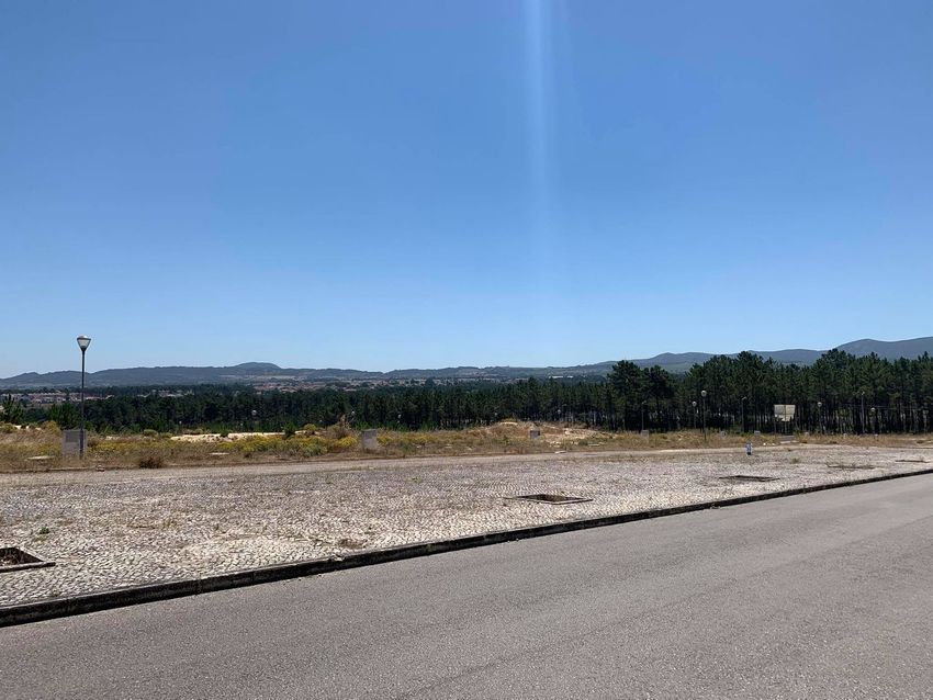 Imagem Vistas de terreno em Rua das Rosas, 338