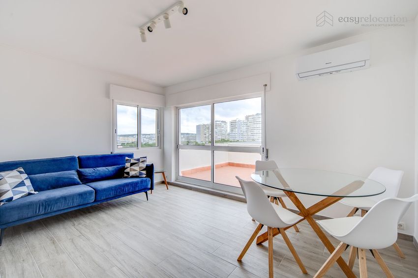 Imagem Sala de estar de apartamento t1 em Rua João Dias, 14