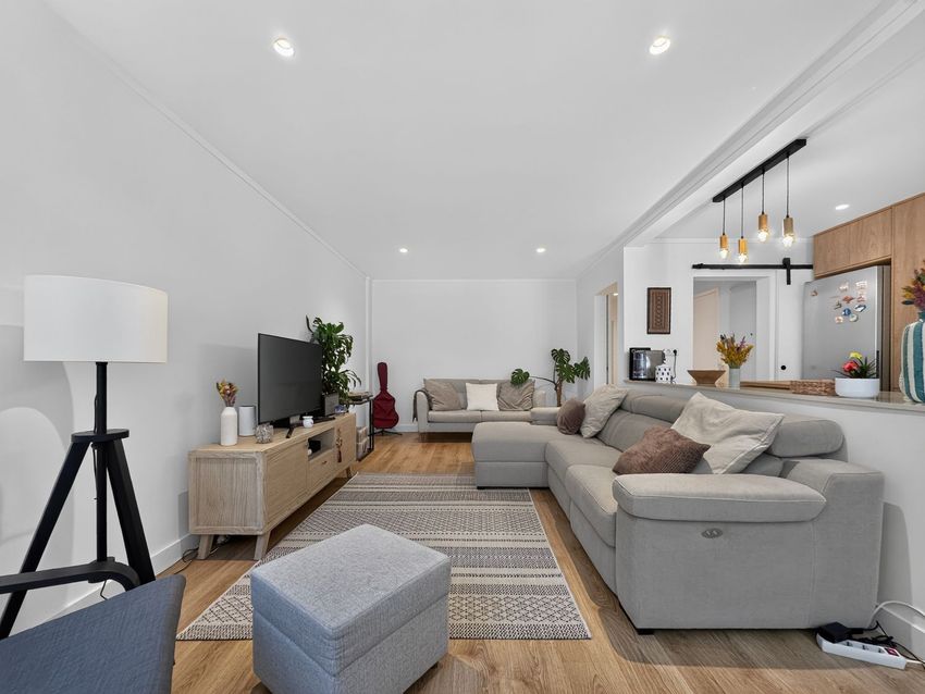 Imagem Sala de estar de apartamento t3 em Rua Gonçalves Crespo, 11