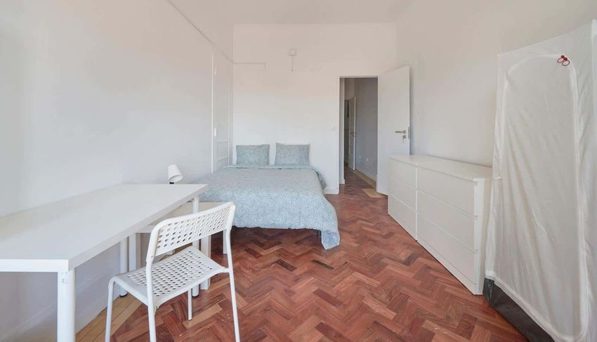 Imagem Quarto de quarto em Rua Sampaio e Pina, 58