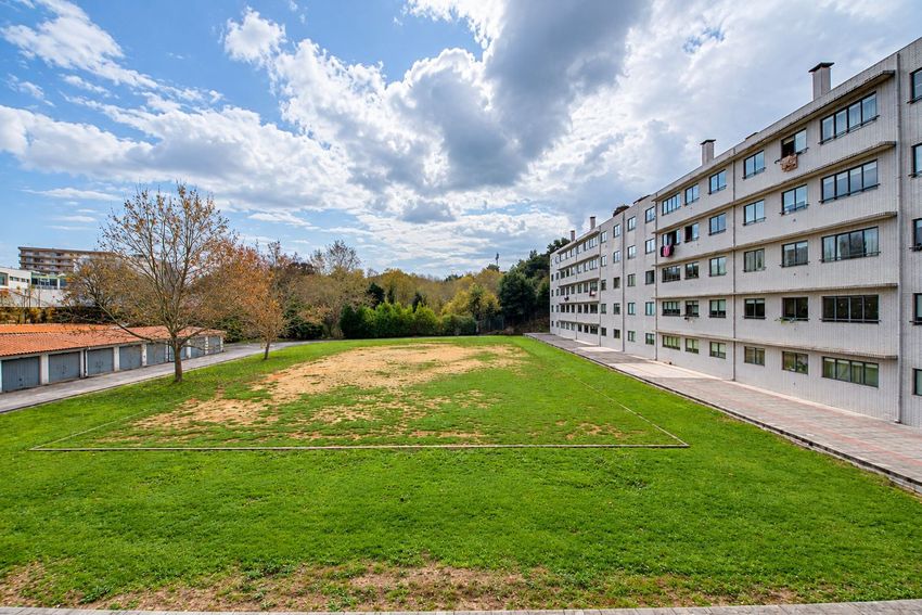 Imagem Jardim de apartamento t2 em Rua Padre Manuel Valente Pinho Leão