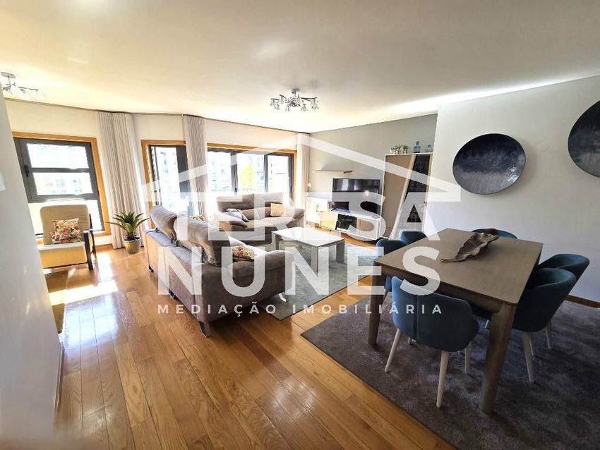 Imagem Sala de estar de apartamento t3 em Centro